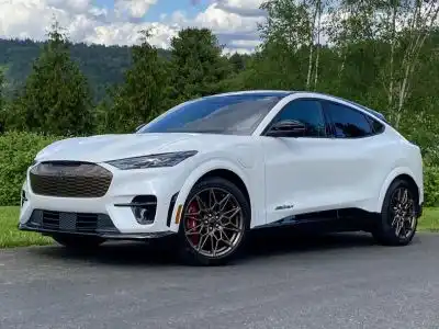 Запчастини Ford Mach-E 🇺🇦